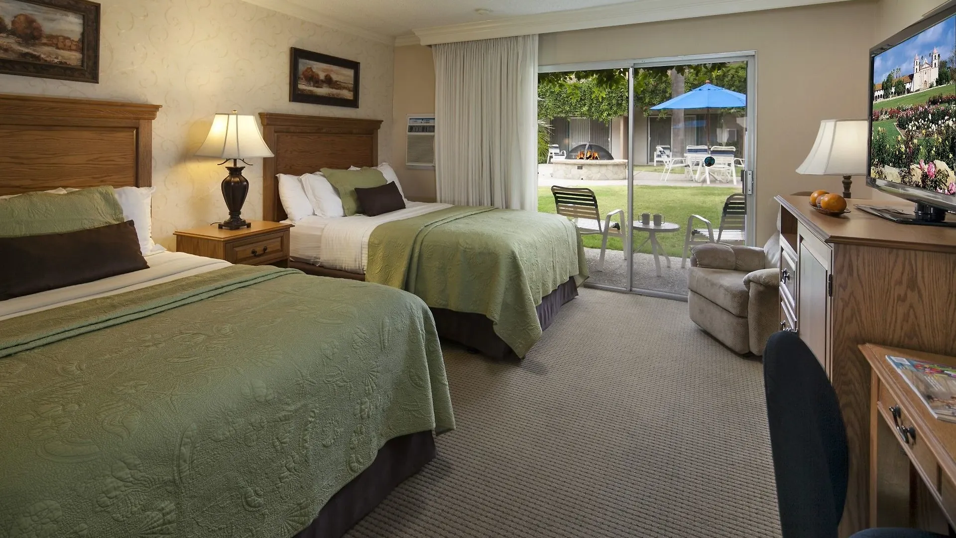 Best Western Plus Pepper Tree