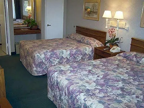 Hotel Fiesta & Santa Barbara