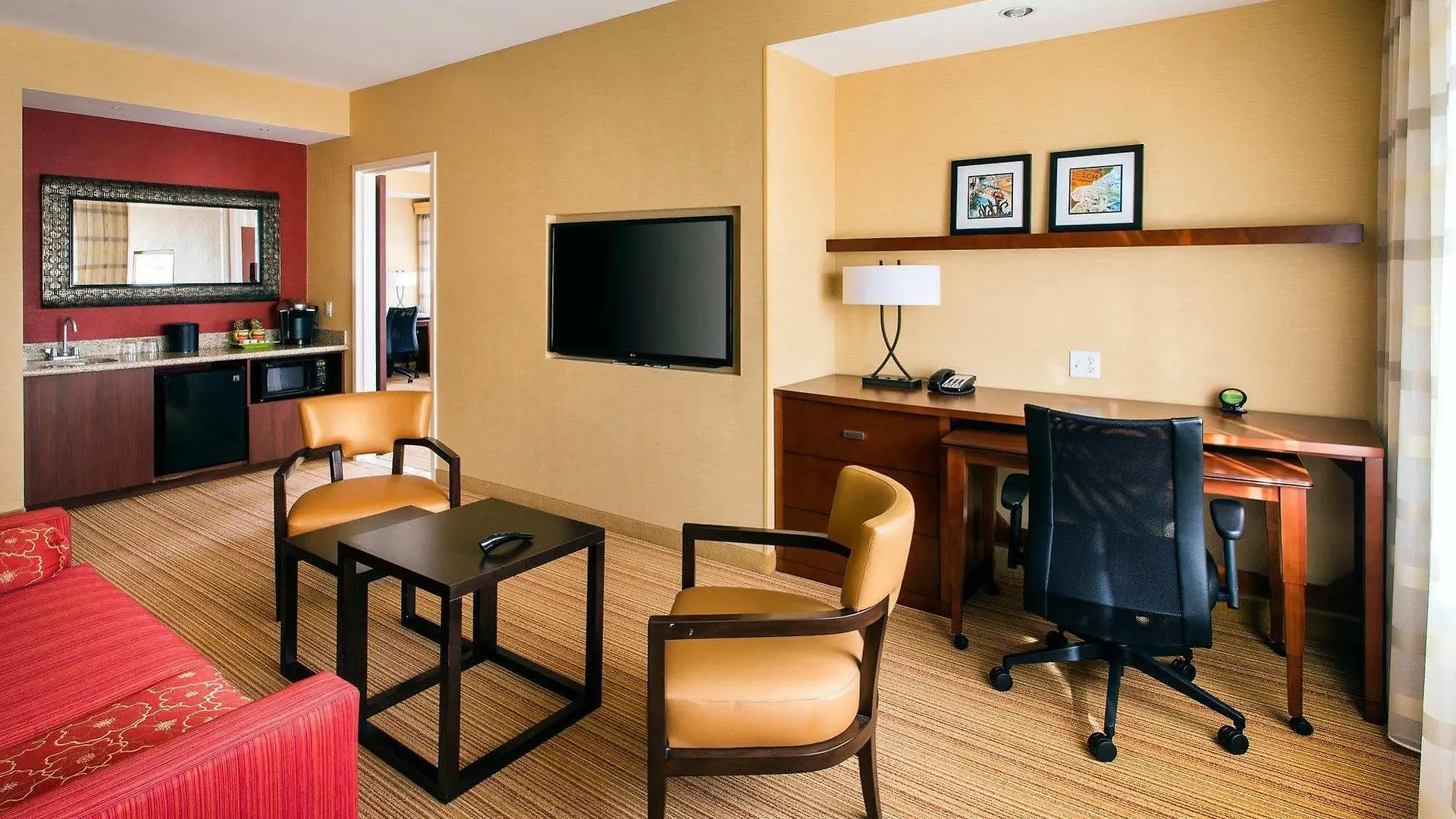 Hotel Courtyard By Marriott Santa Barbara