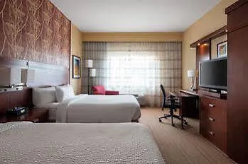 Hotel Courtyard By Marriott Santa Barbara