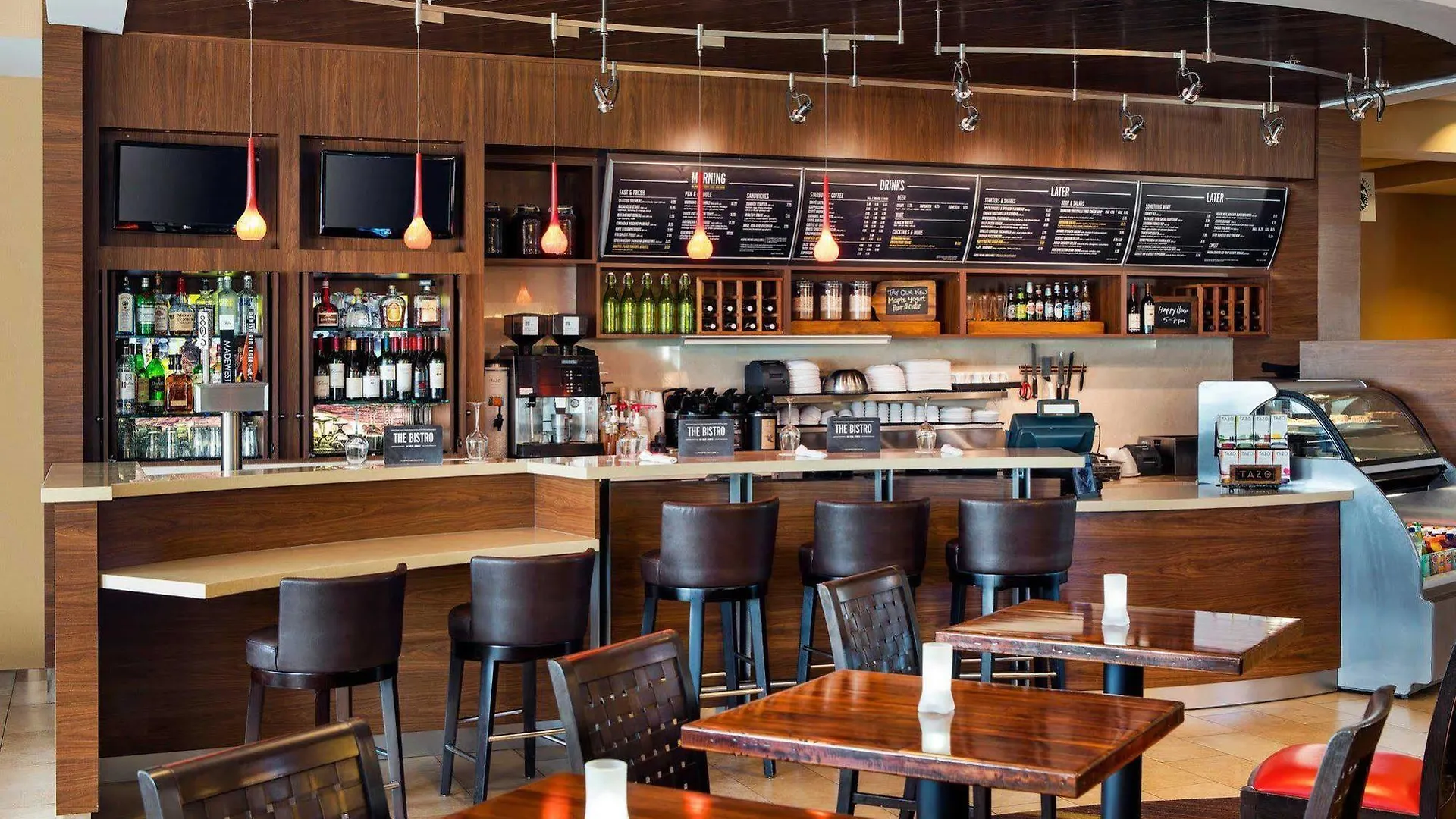 Hotel Courtyard By Marriott Santa Barbara 3*