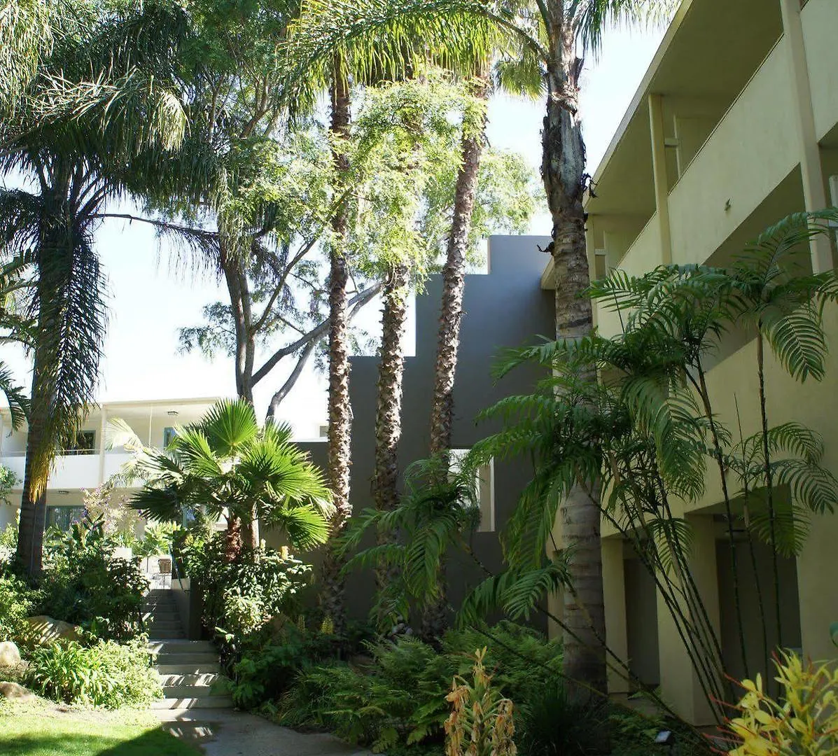 Lemon Tree Hotel