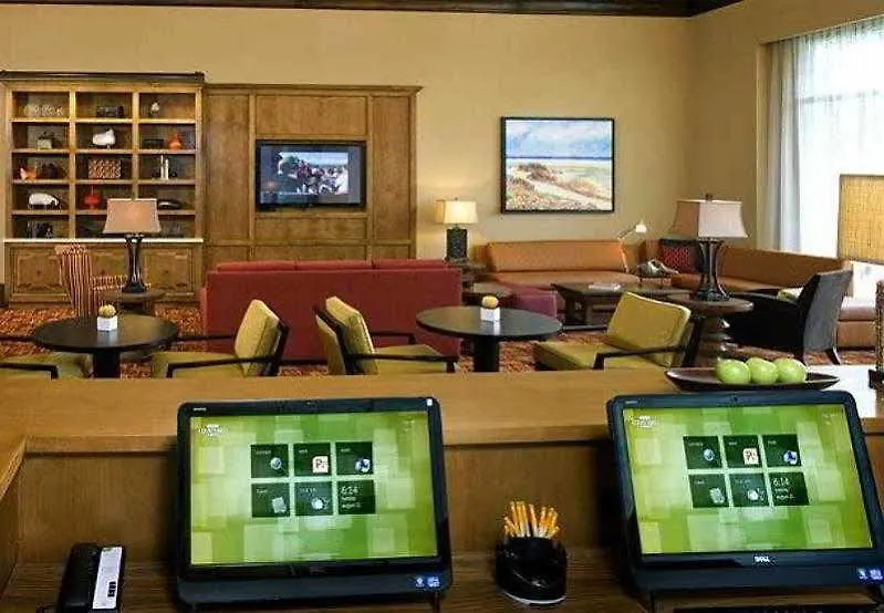 Hotel Courtyard By Marriott Santa Barbara 3*