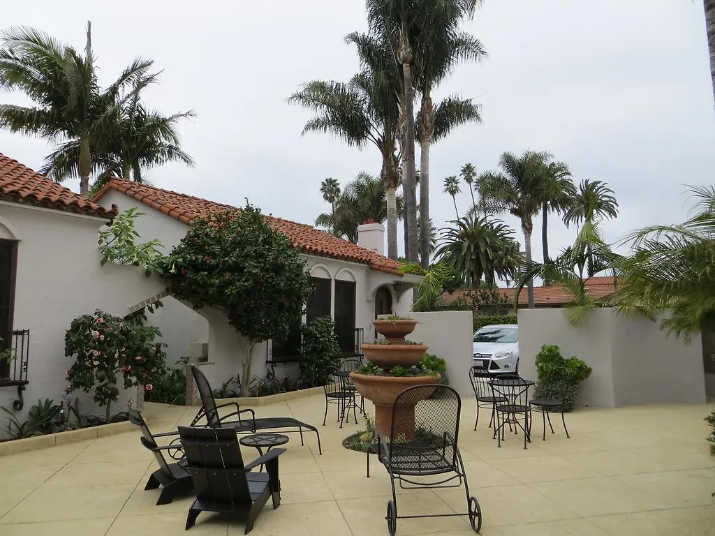 Casa Del Mar