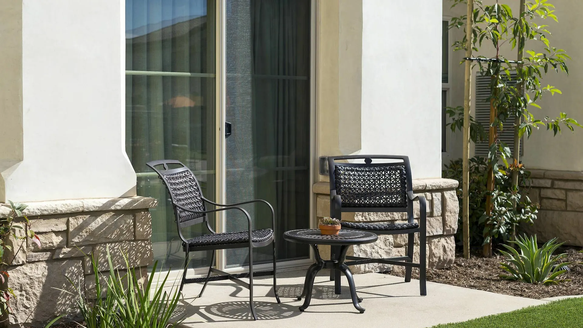 Hotel By Marriott Goleta 3*