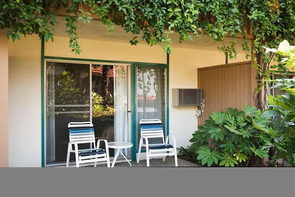 Best Western Plus Pepper Tree