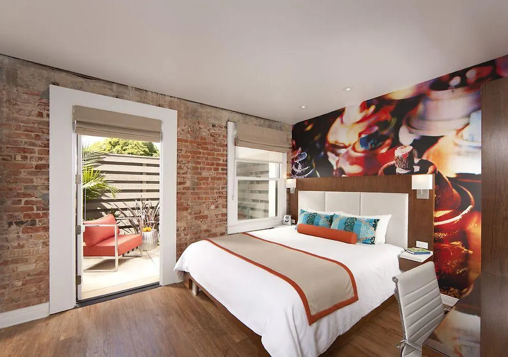 Отель Riviera House 3*