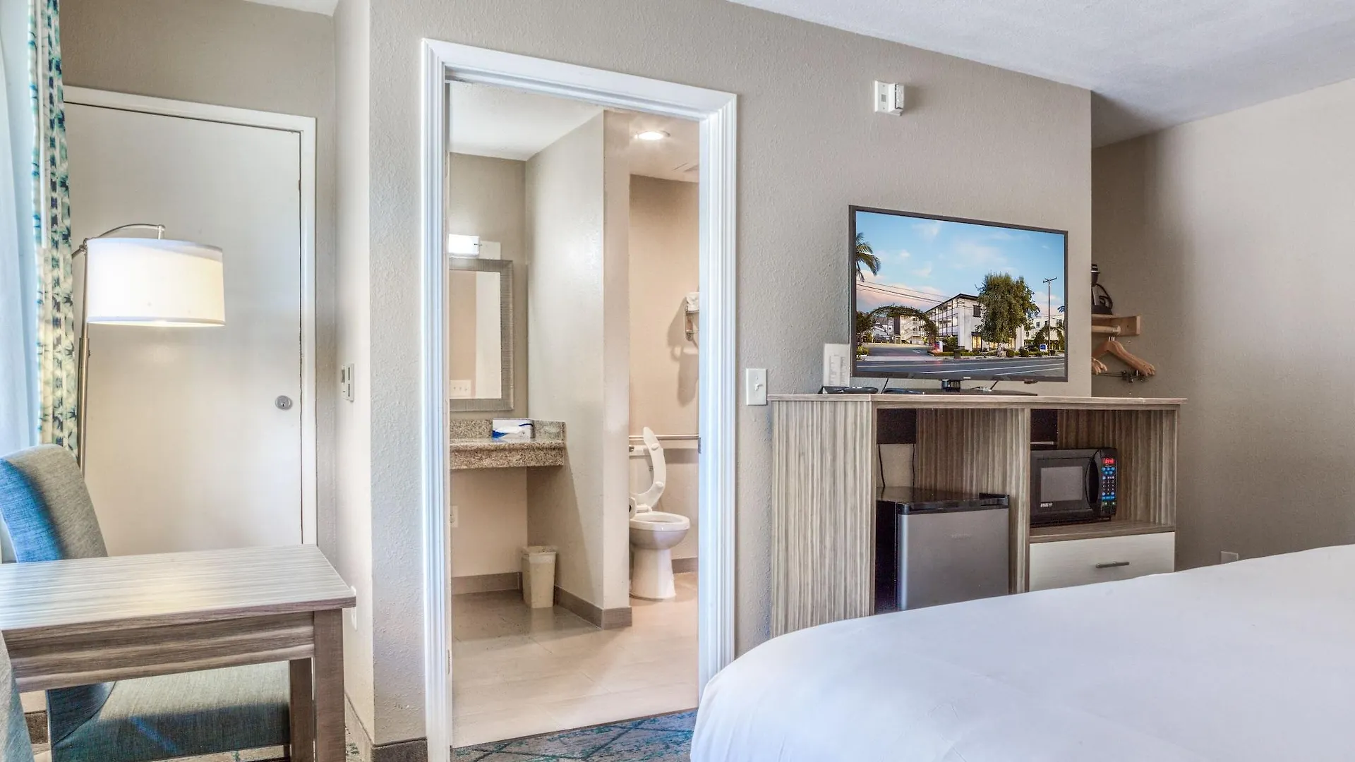 Hotel Avania Of Santa Barbara