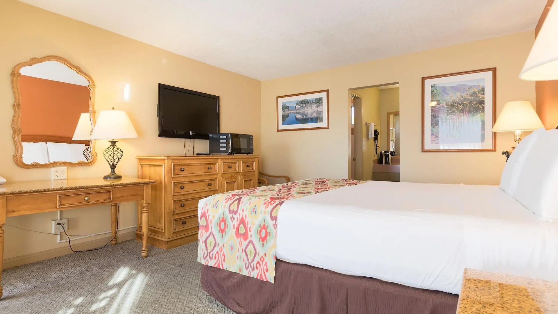 Hotel Sandpiper - 3*