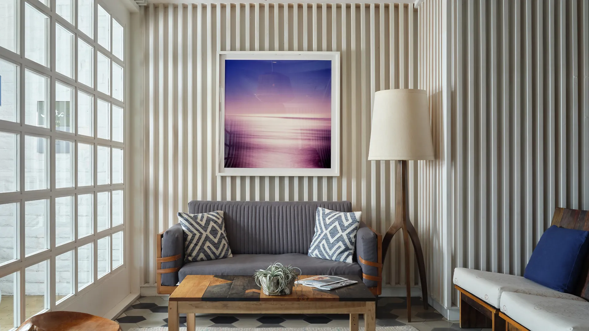 The Leta Santa Barbara Goleta, Tapestry Collection By Hilton Feriested
