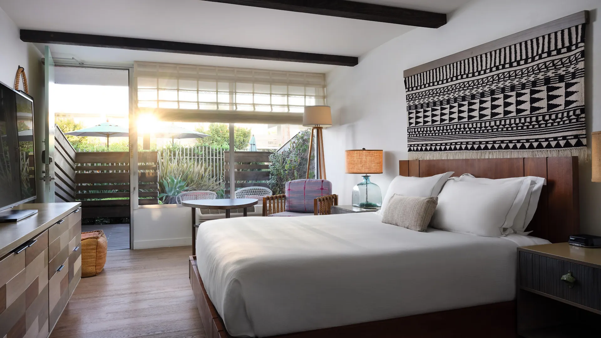 The Leta Santa Barbara Goleta, Tapestry Collection By Hilton