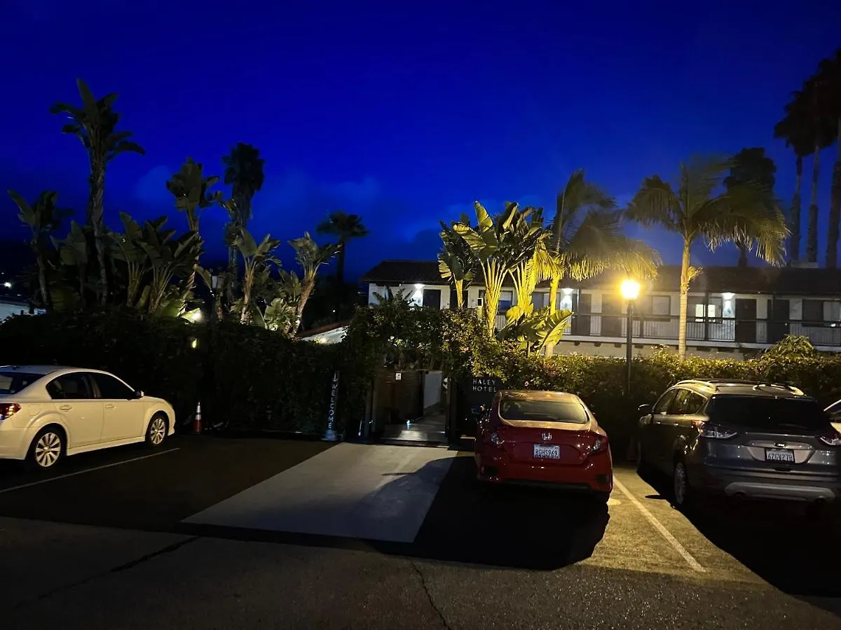 Haley Hotel 3*