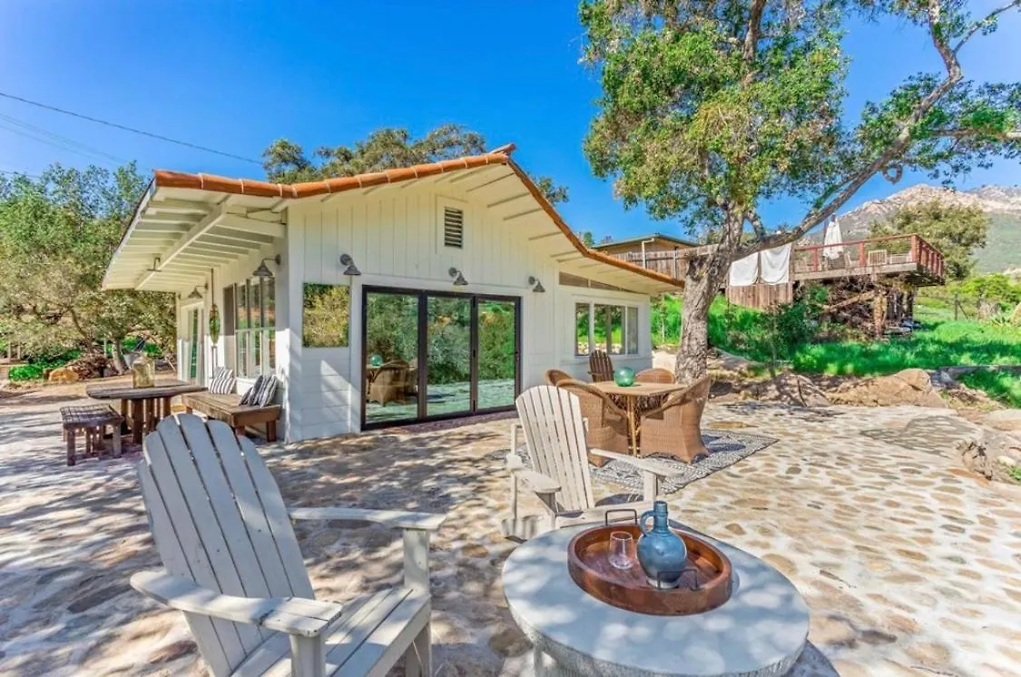 Botanical Cabin Villa