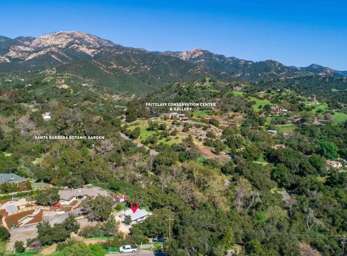 Botanical Cabin Villa Santa Barbara