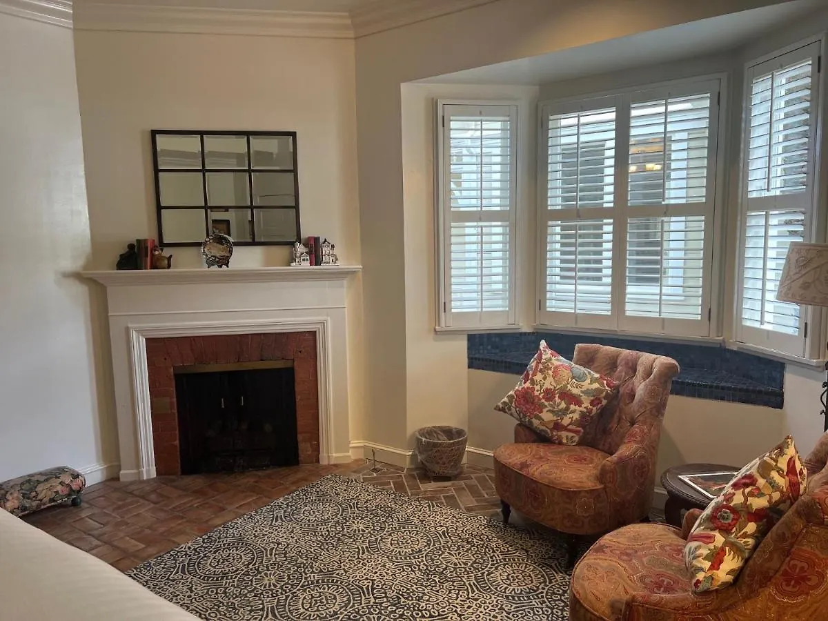 Bed & Breakfast Cheshire Cat Inn&cottages Santa Barbara