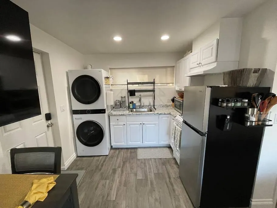 Sunrize Destinations - Newly Renovated Mesa 아파트 산타 바바라
