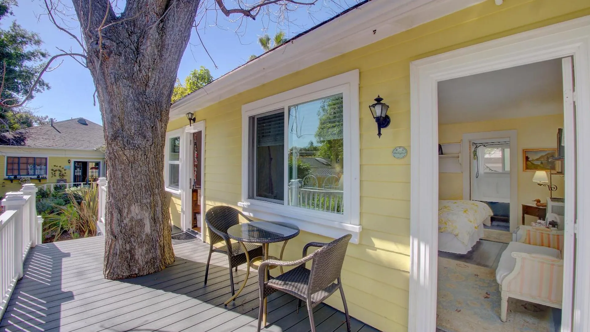 Secret Garden Inn&cottages Bed & Breakfast 2*
