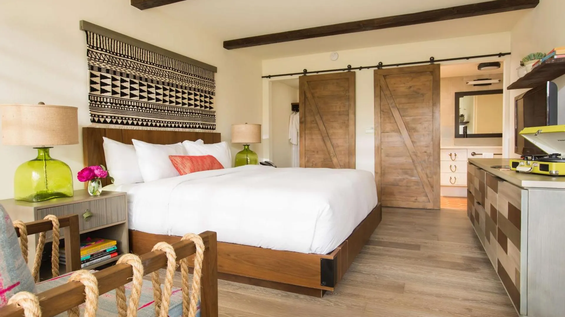The Leta Santa Barbara Goleta, Tapestry Collection By Hilton Feriested 4*