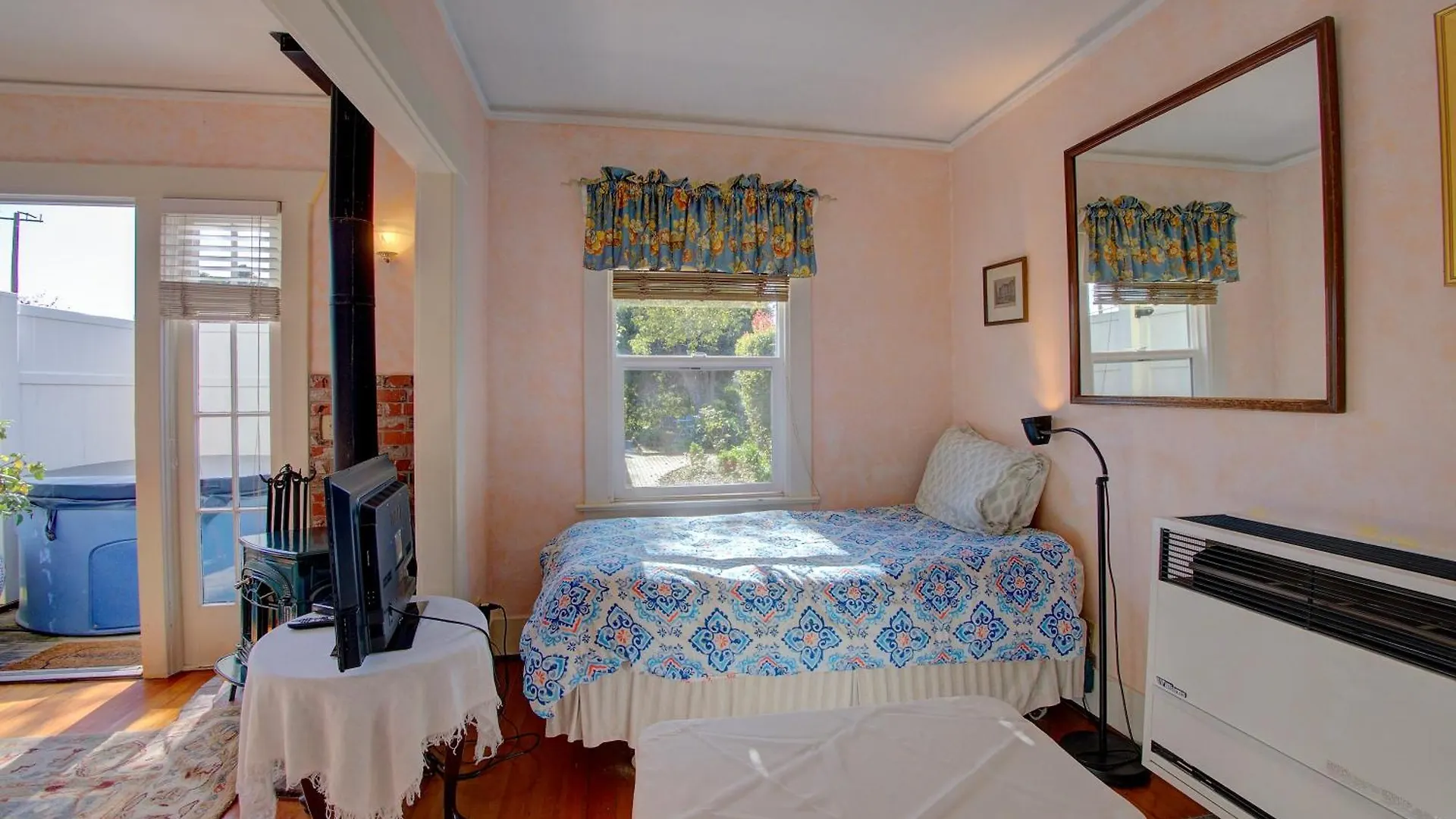 Secret Garden Inn&cottages Santa Barbara