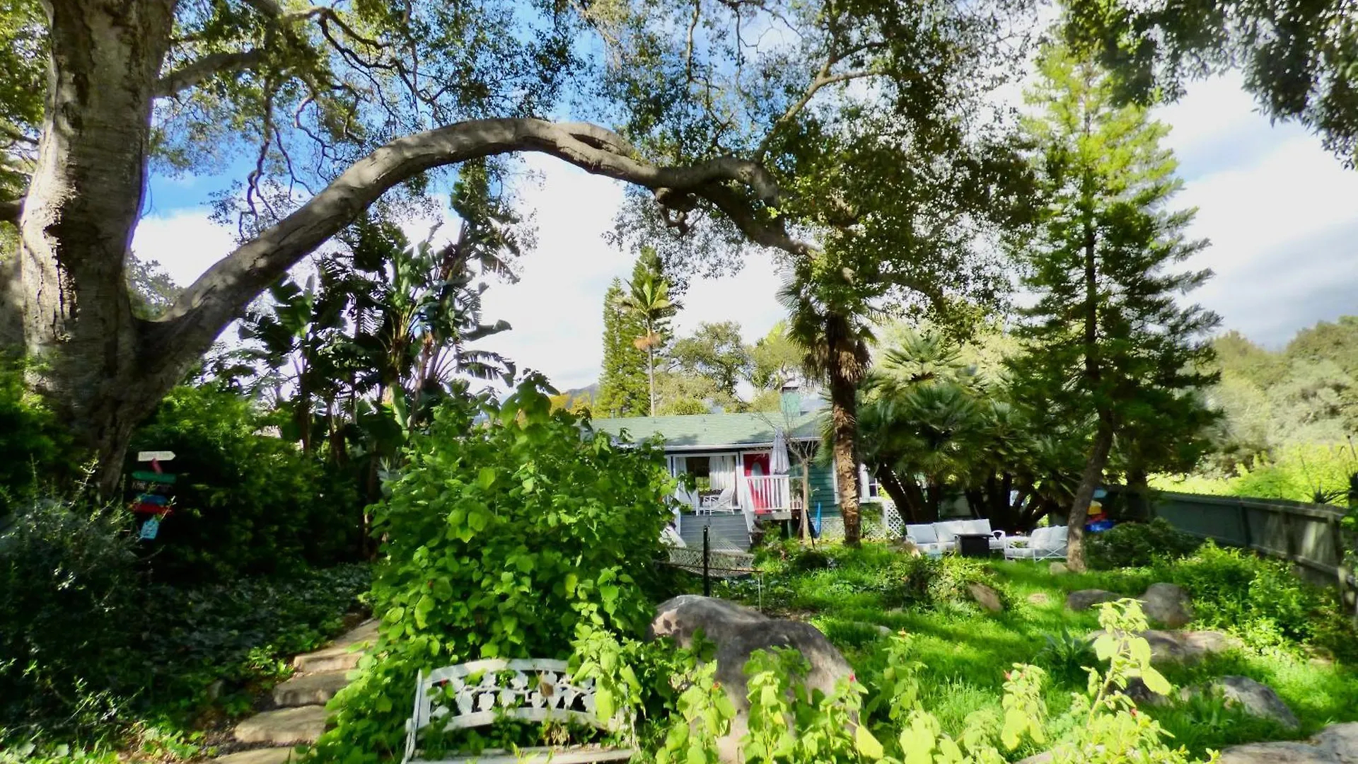 Under The Oaks בית נופש