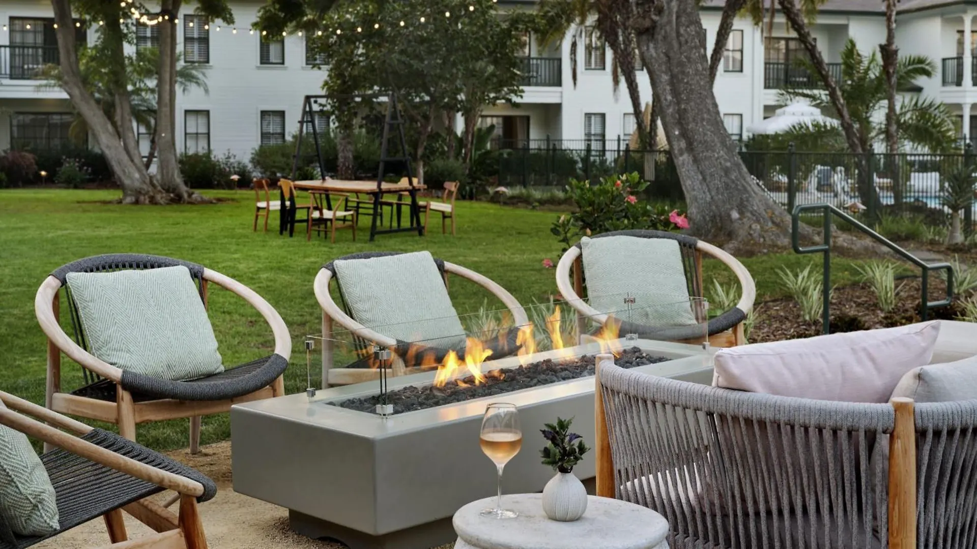 Hotel The Steward, Santa Barbara, A Tribute Portfolio