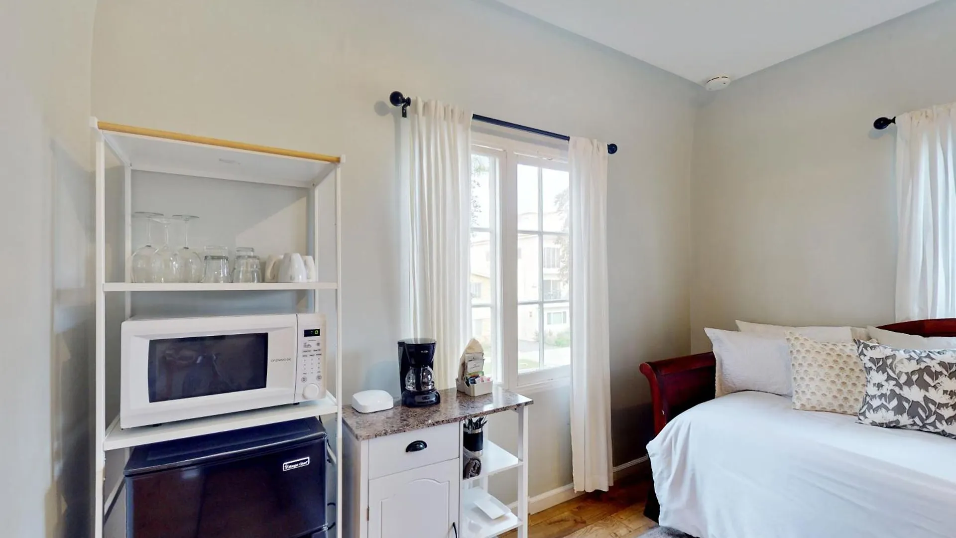 East Retreats Apartment