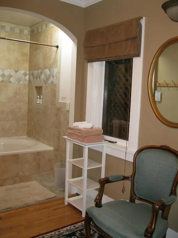 A White Jasmine Bed & Breakfast Santa Barbara