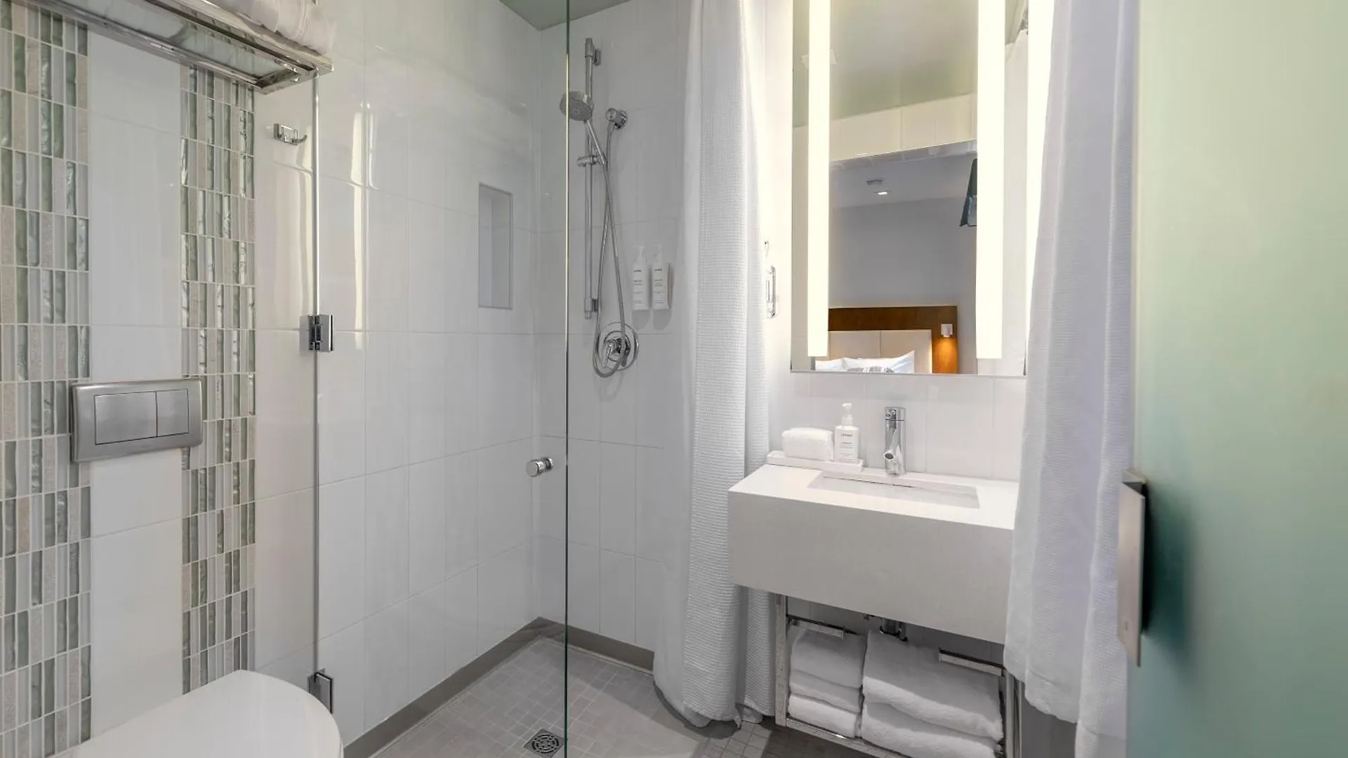 Riviera House Отель Санта-Барбара
