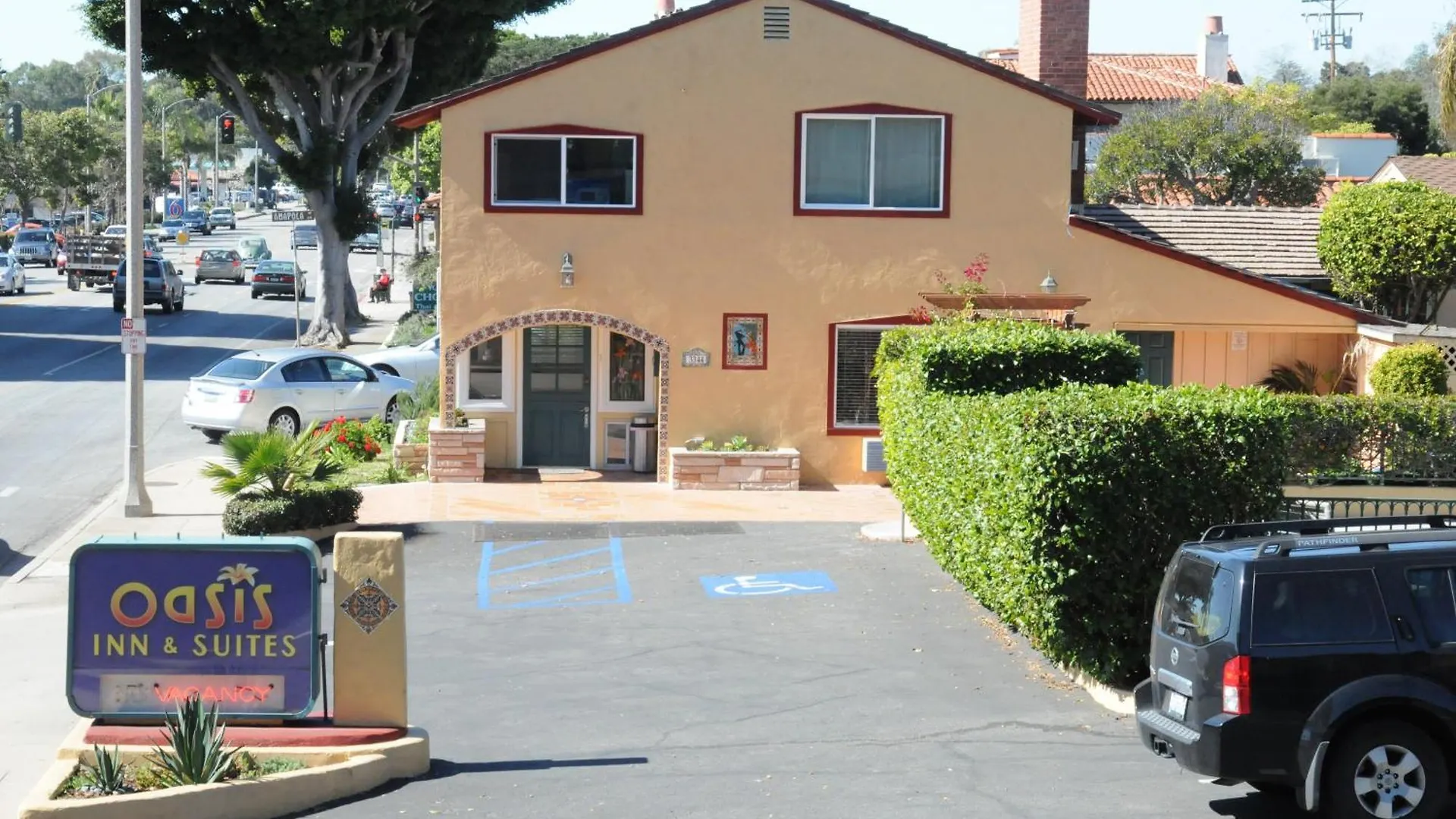 Oasis And 2* Santa Barbara