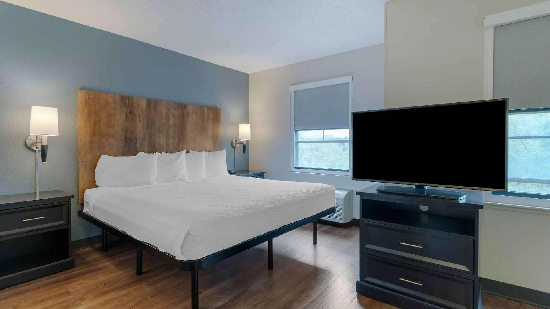 Extended America - Santa Barbara - Calle Real Hotel 2*