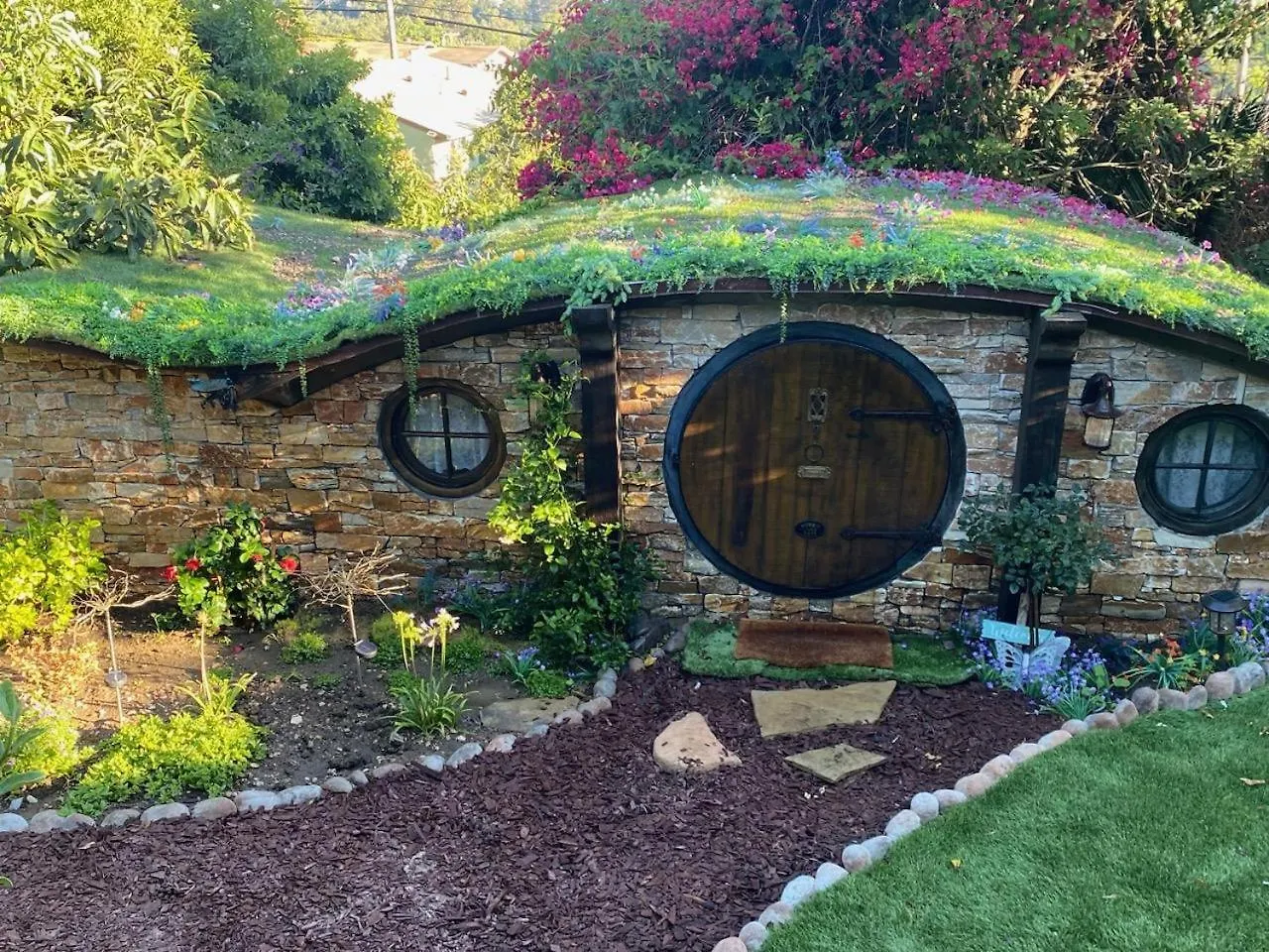 Hobbit Haven Pensión