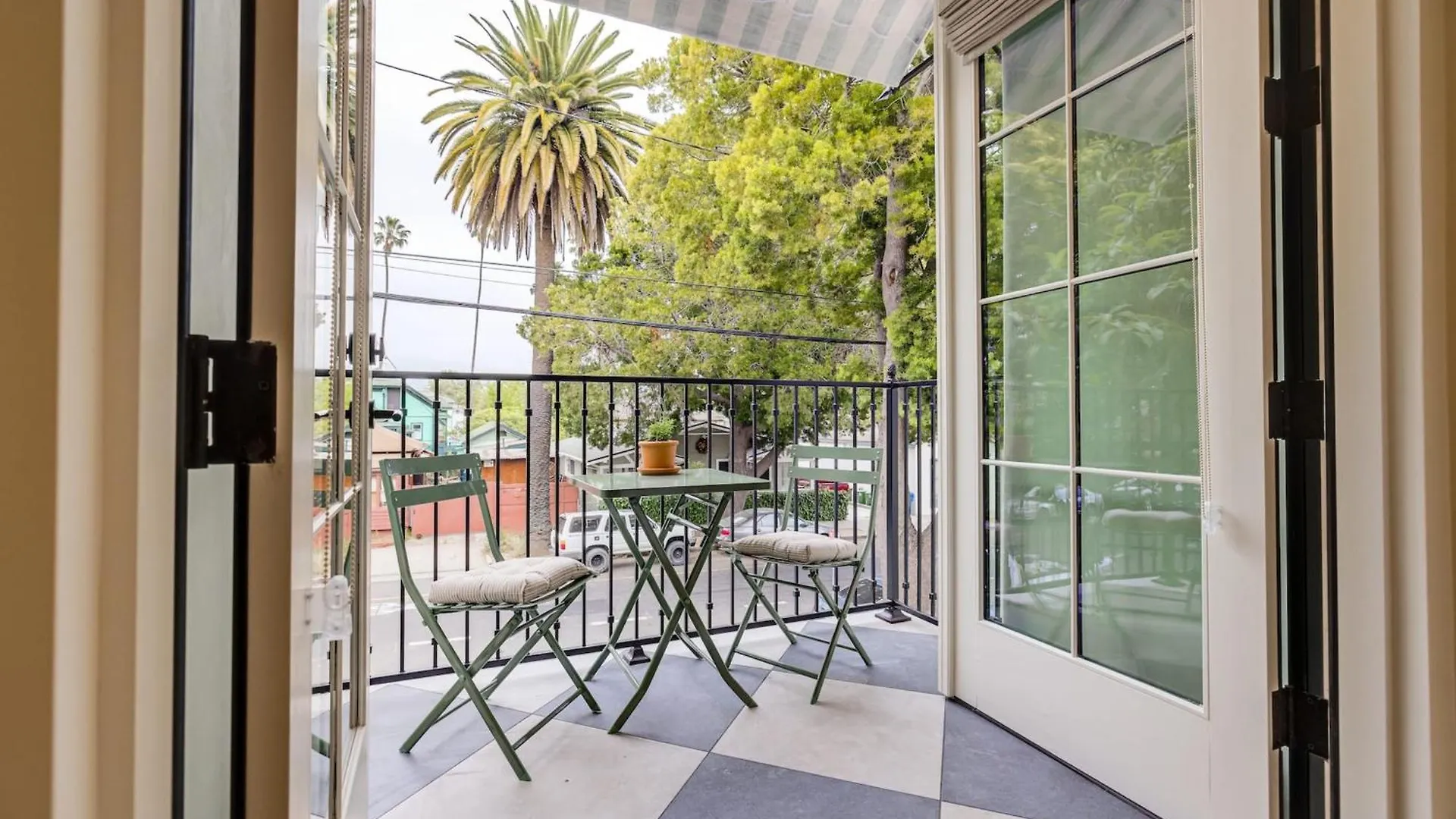 Casa De La Vina - Boutique In Downtown Apartman *