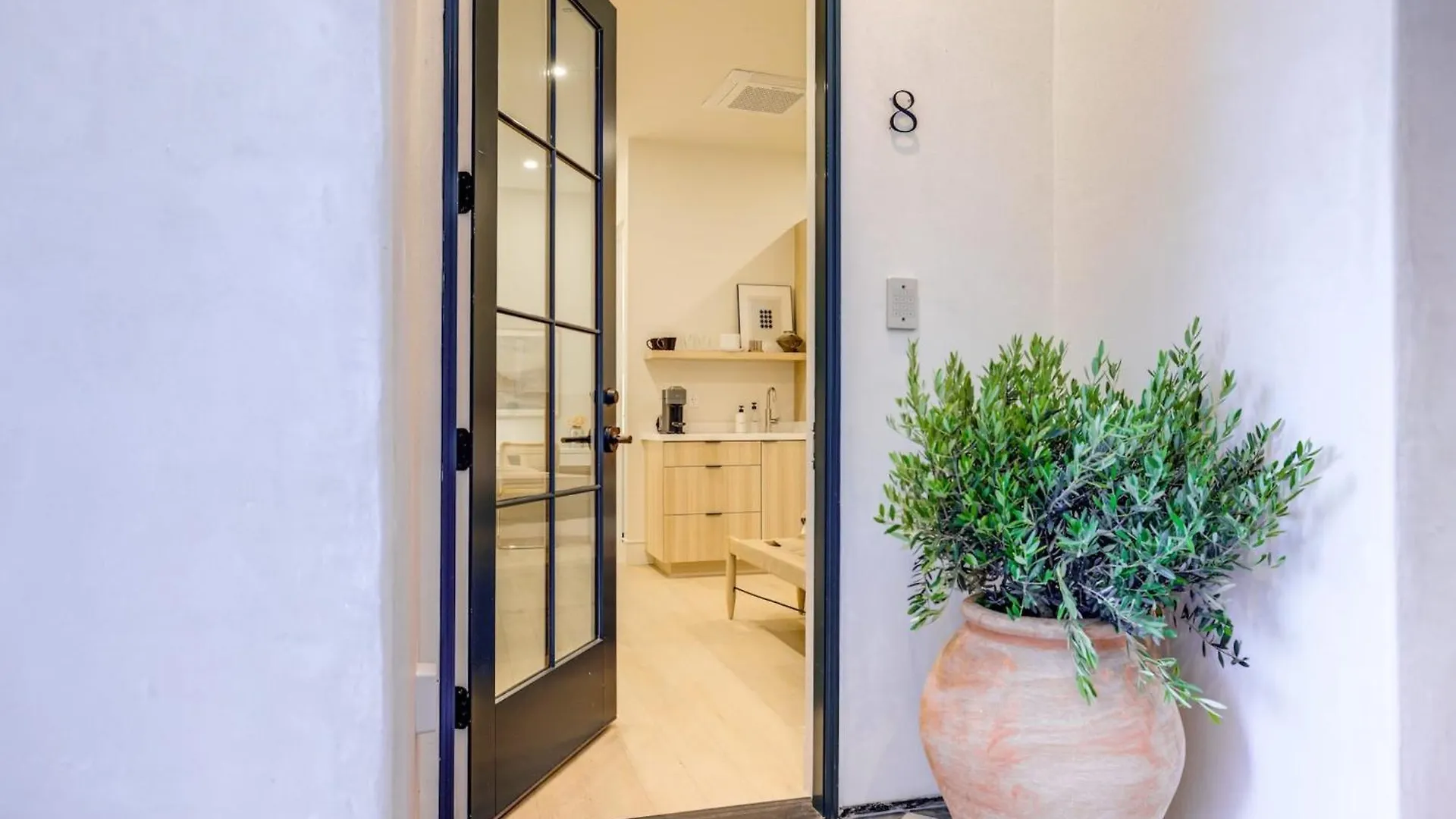 Casa De La Vina - Boutique In Downtown Apartamento Santa Bárbara