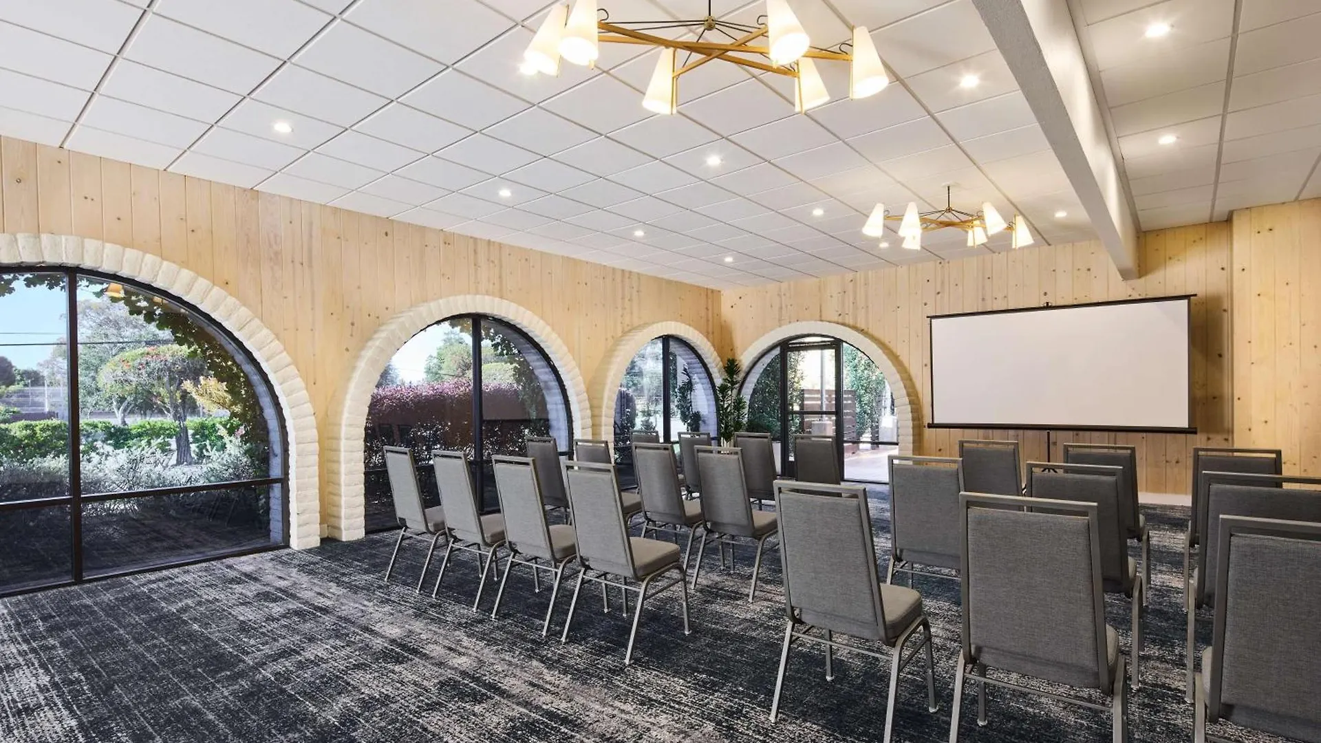 The Leta Santa Barbara Goleta, Tapestry Collection By Hilton 4* Goleta