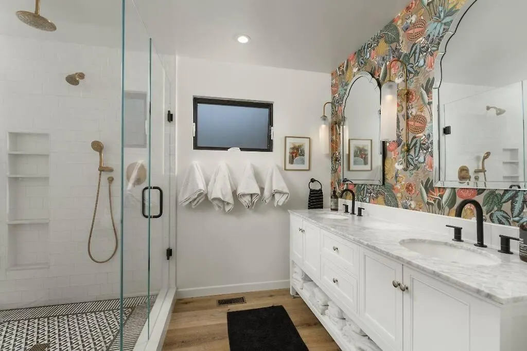 Holiday home Sanctuary