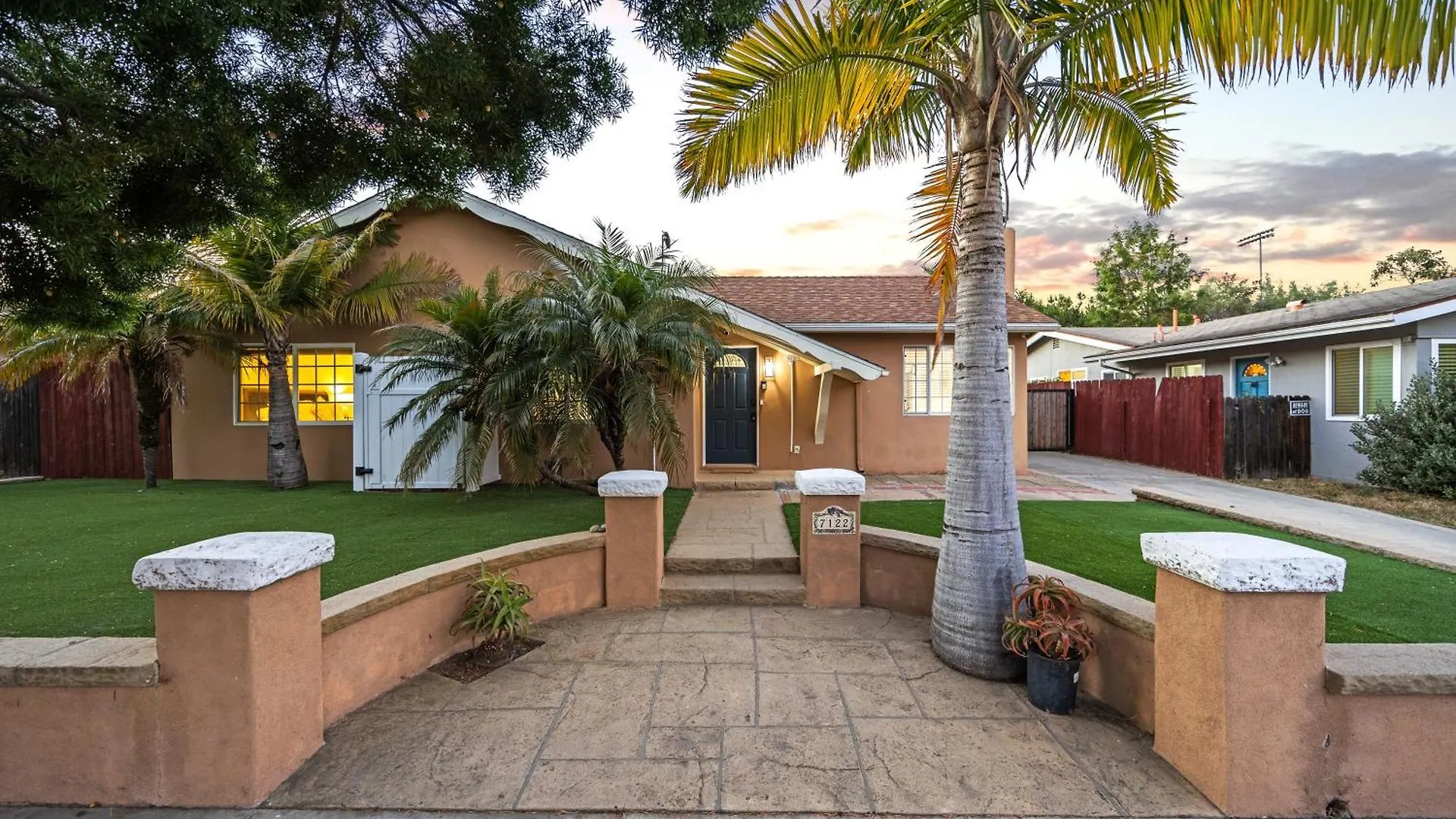 Coastal Near Ucsb & Airport, Hot Tub, King Beds, Fast Wifi, Sleeps 6 Santa Barbara