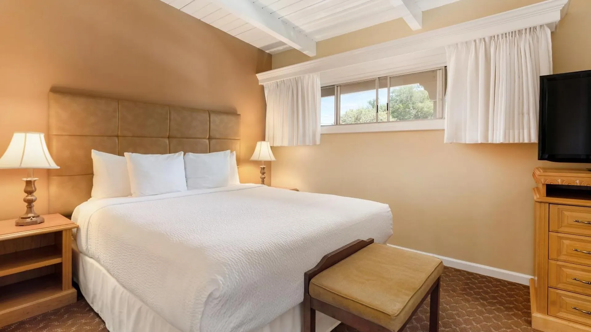 Western Encina Y Hotel Santa Bárbara