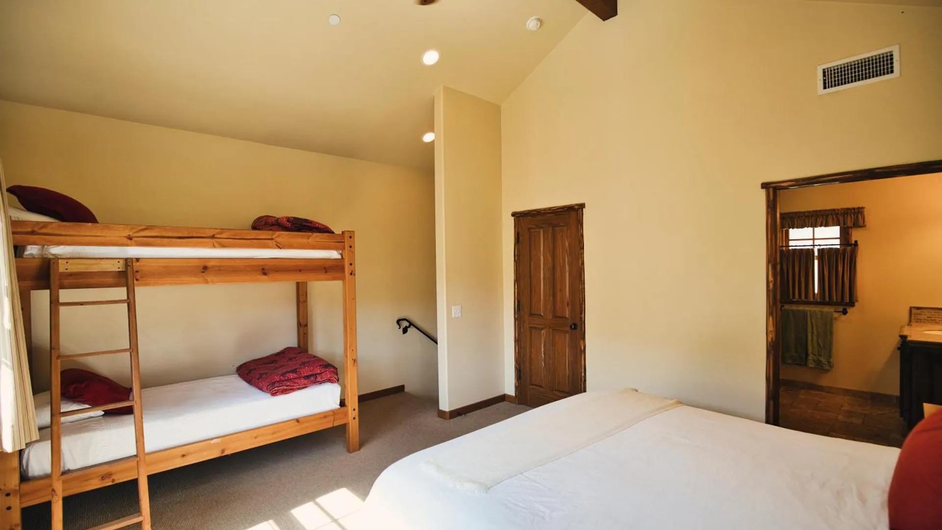 Circle Bar B Guest Ranch Hotell Capitan