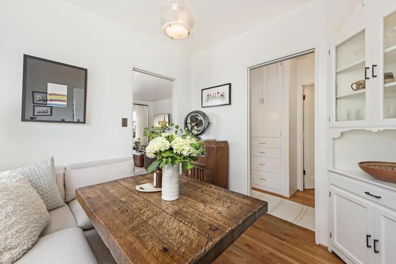 The Patio - The Marlowe Boutique Apartamento