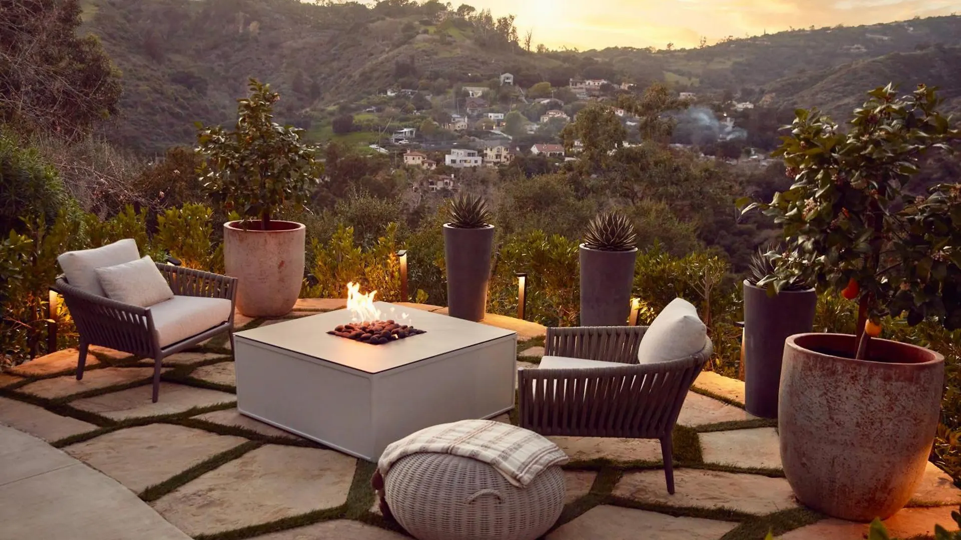 Secluded Modern Montecito Retreat Santa Barbara