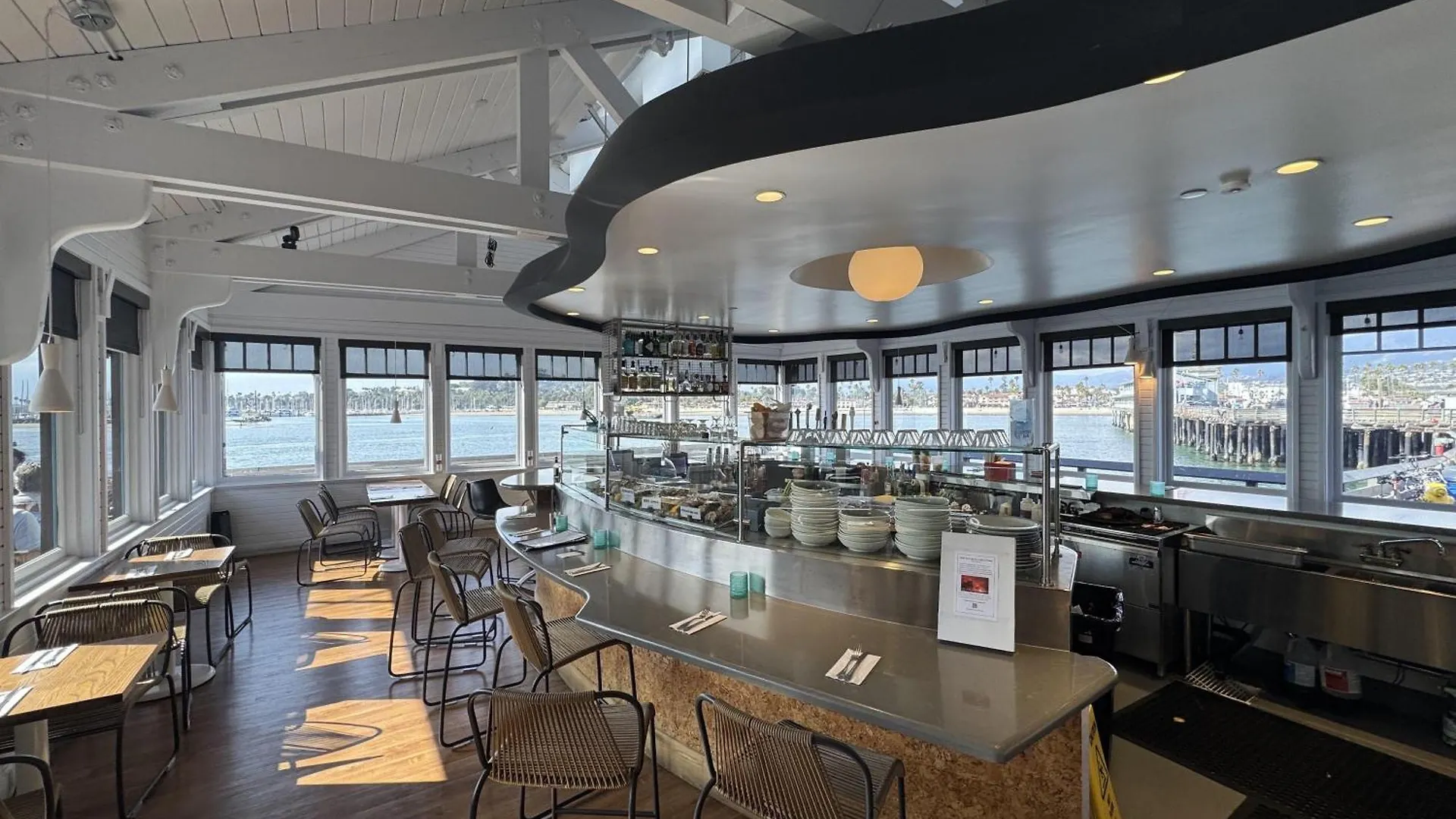 بيت للعطل Modern Sea Escape