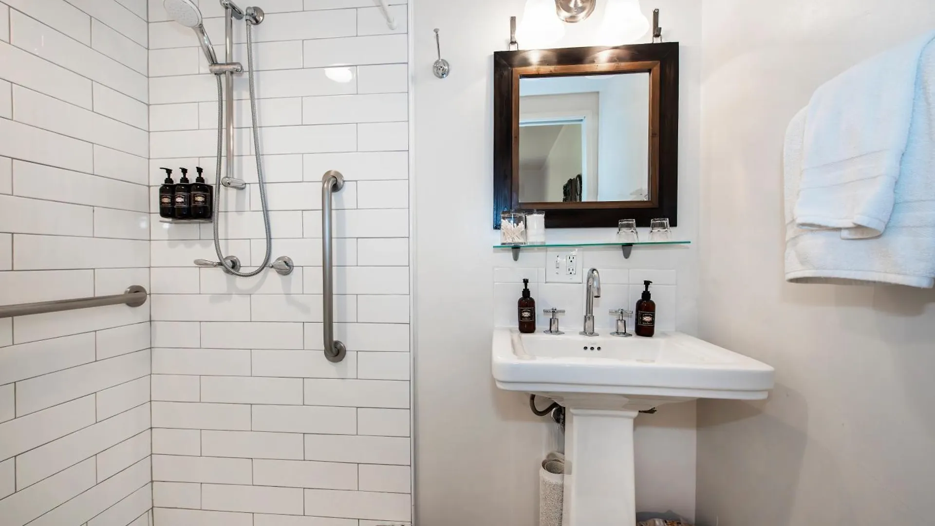 Bath Street 4* Σάντα Μπάρμπαρα