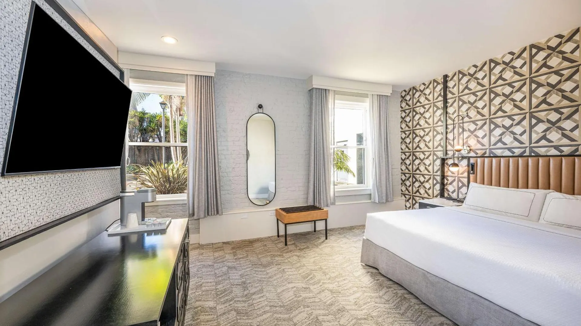 Virginia Santa Barbara, Tapestry Collection By Hilton Hotel Santa Barbara