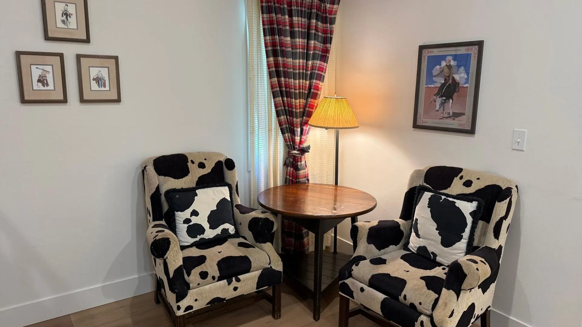 Circle Bar B Guest Ranch 4* Capitan