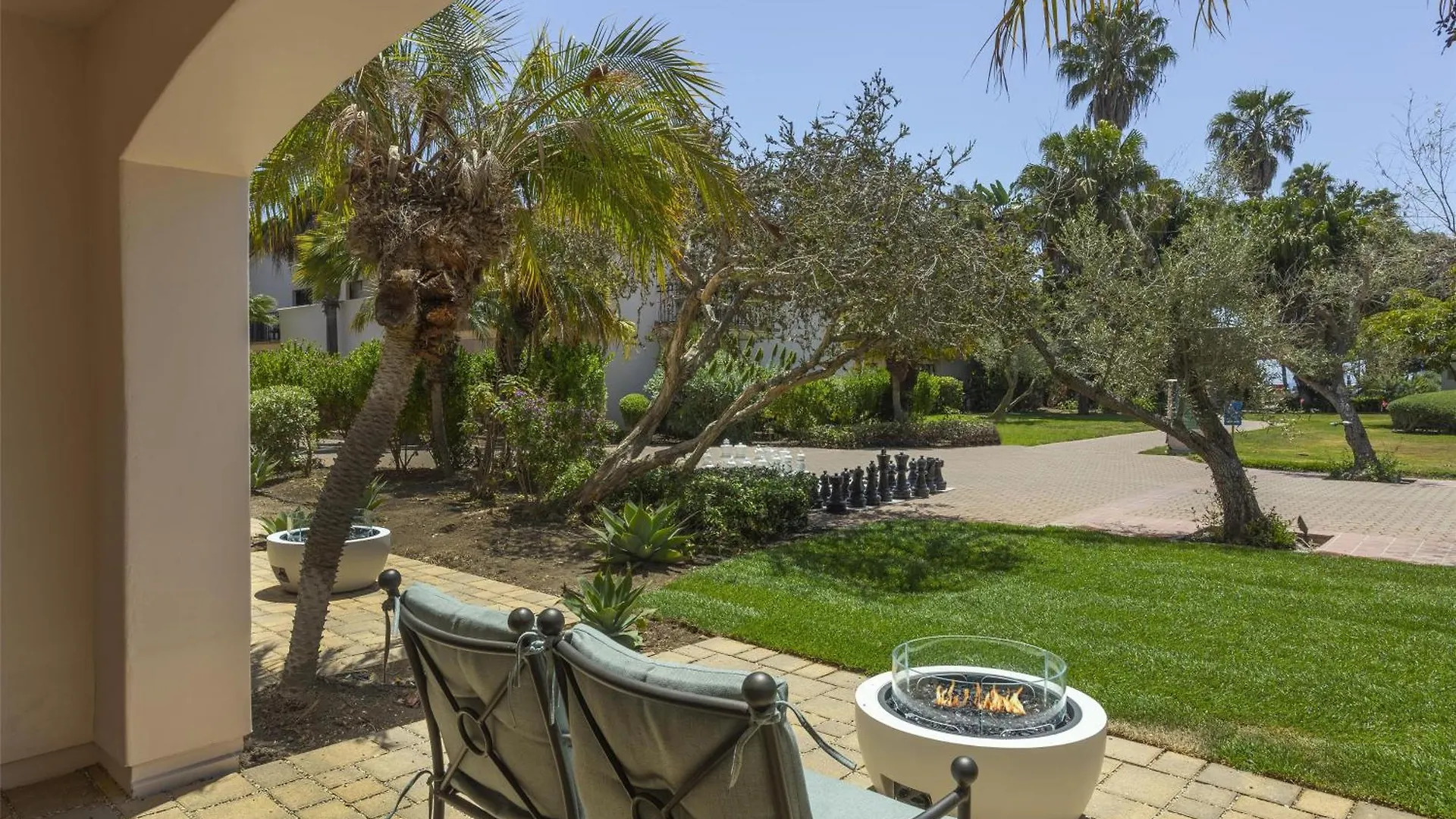 Hilton Beachfront Rezort Santa Barbara