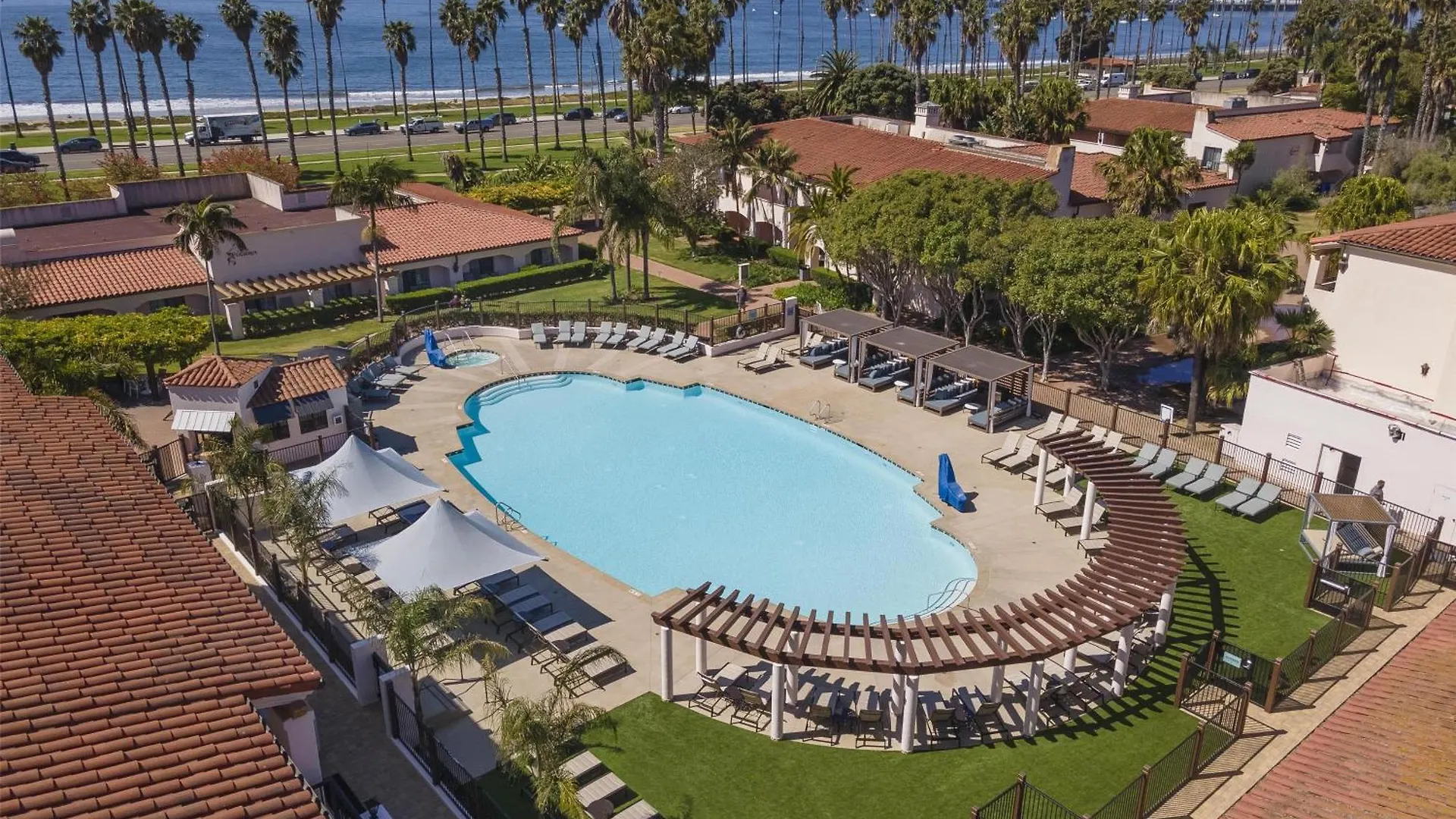 Rezort Hilton Beachfront Santa Barbara