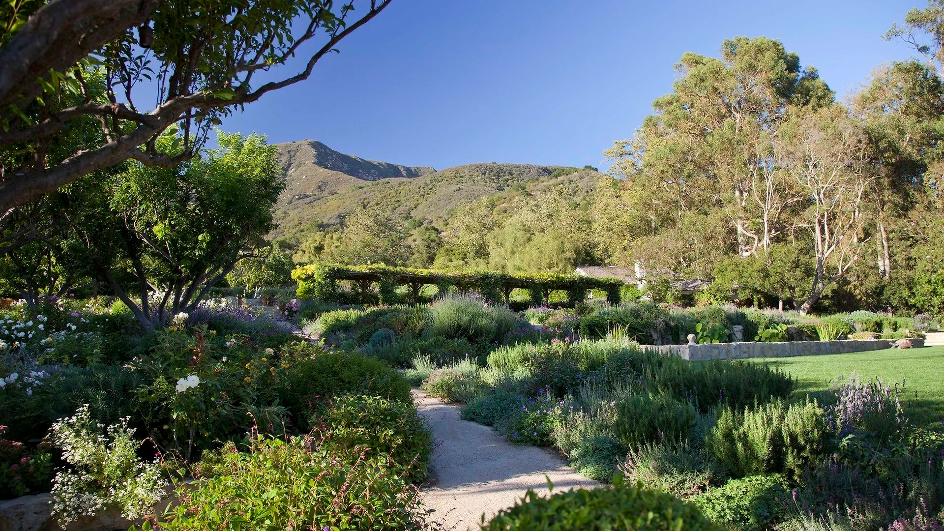 Resort San Ysidro Ranch 5*