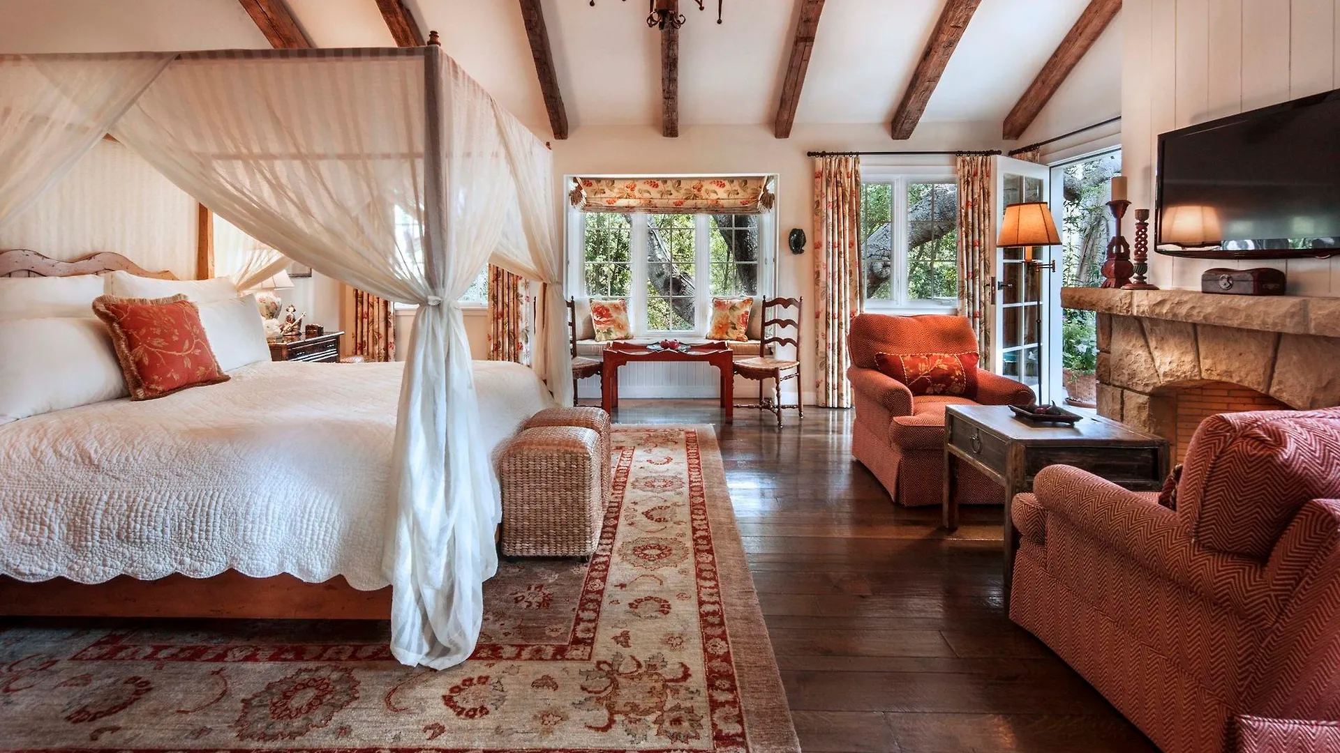 Resort San Ysidro Ranch 5*