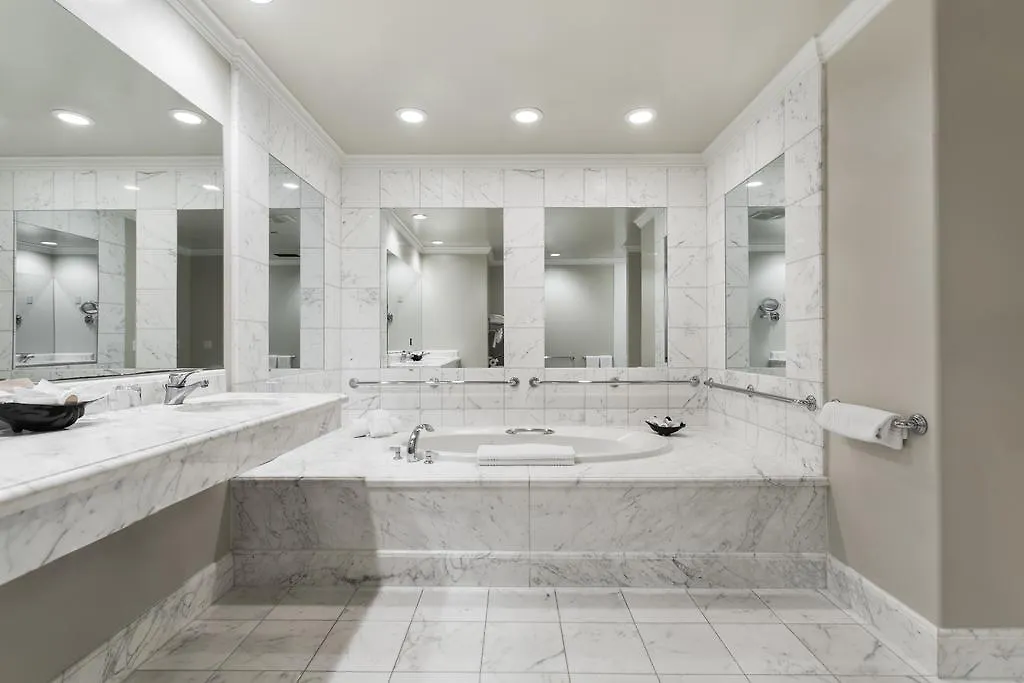 Montecito 4*