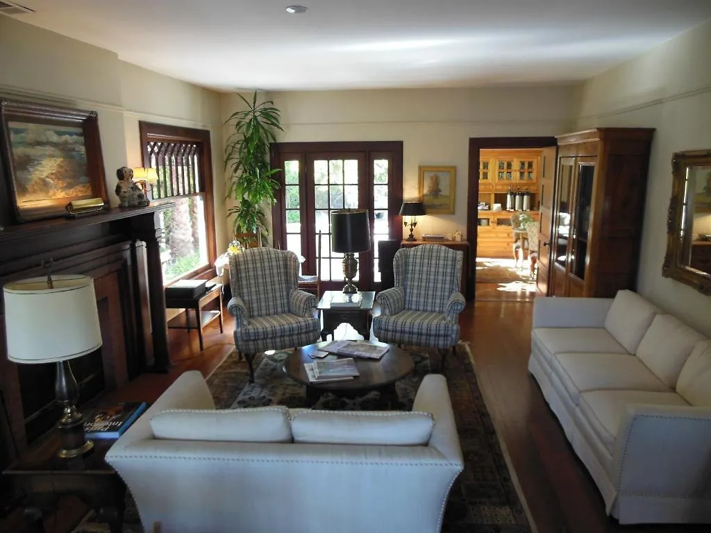 Country House 3*